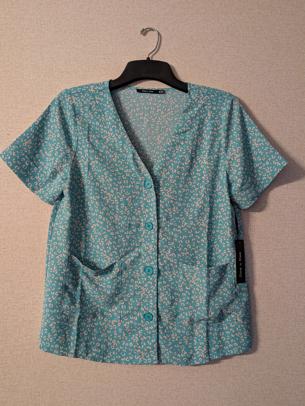 Doe & Rae Aqua Short-Sleeve Button-Front Top with Patch Pockets